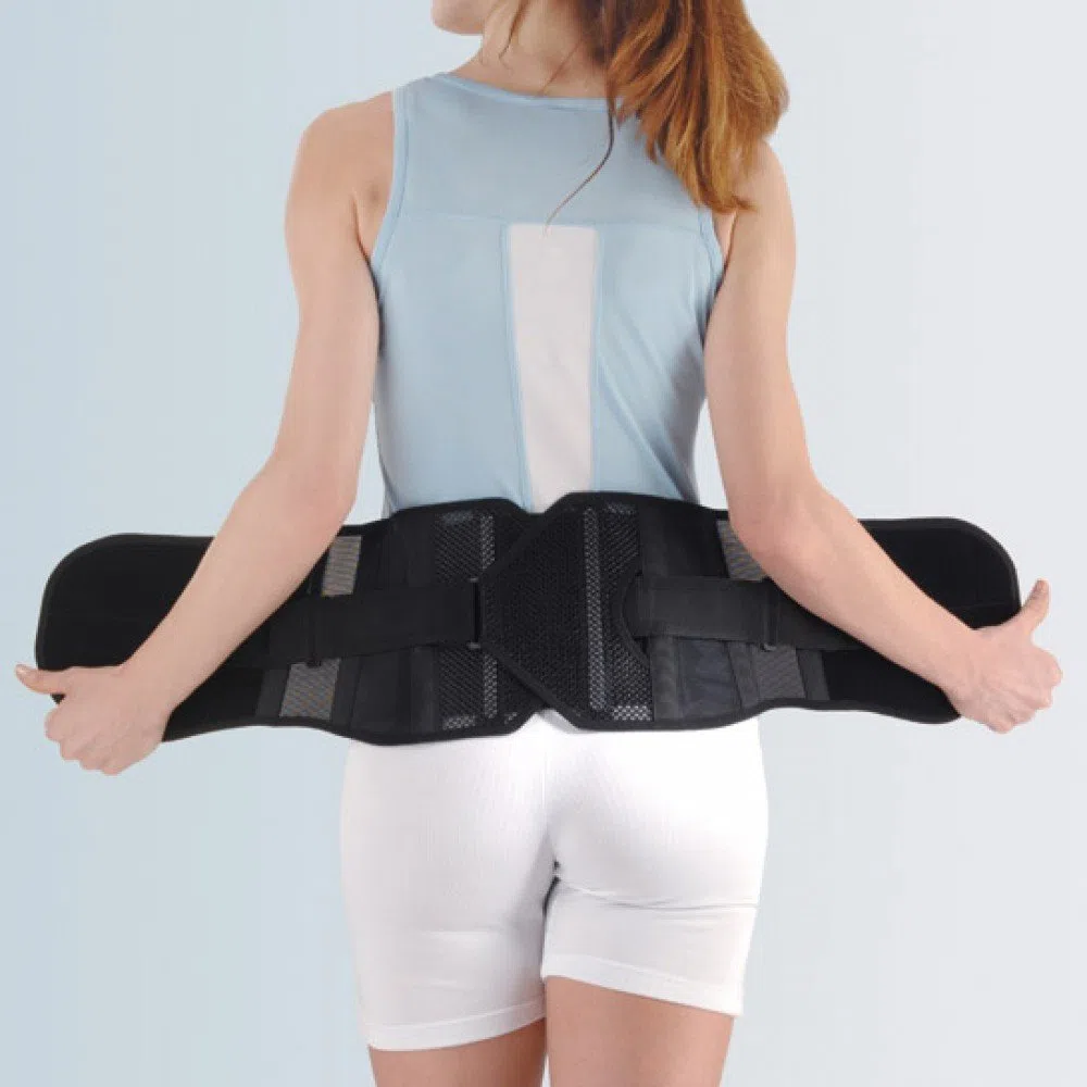 FGP CORSETTO LOMBO-SACRALE STECCATO PRO ACTION (L) - Donna - Adulto - Corsetto Ortopedico - Nero - XL - Stabilizzazione e protezione lombare
